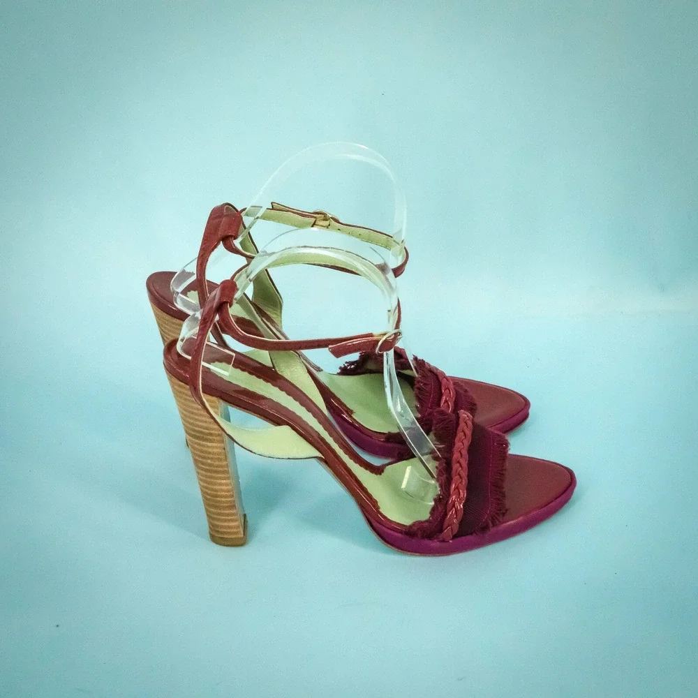 Sportmax Max Mara 40 Size 10 Pink Patent Leather Fringe Strappy High Heel Sandal